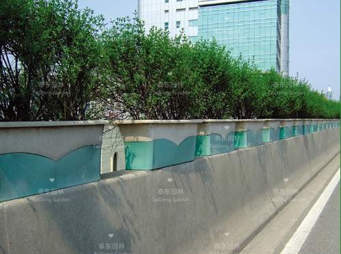 高架橋花箱 高架橋花箱