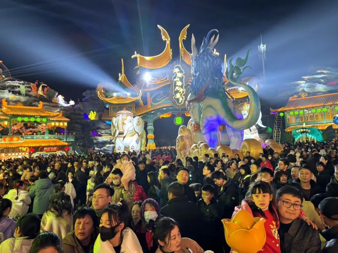 1708590407220445.jpg 花箱